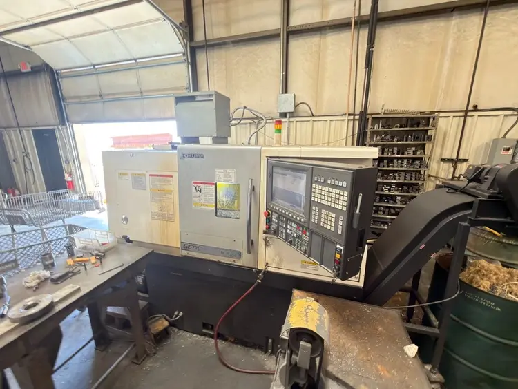 Used 2014 OKUMA GENOS L400 CNC Lathes Ohio US | Toolquip, Inc. #1322880