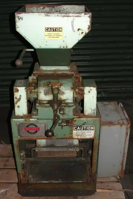 USED HOLMES 201XL CRUSHER