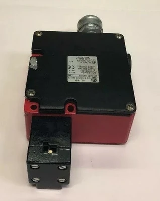 USED Allen Bradley 802F-TD6SM11