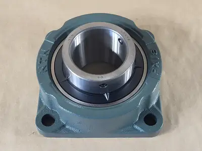 NEW NTN UCFX18