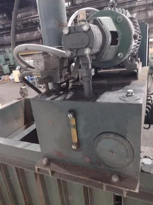 48" X 48" X 24" EPCO VERTICAL HYDRAULIC BALER: STOCK #22919