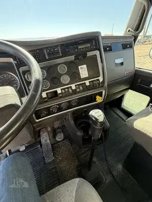2013 KENWORTH T800 Industrial Vacuum Trucks | Crossford Machinery Group (4)
