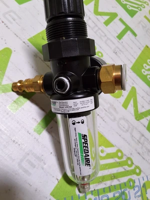 SPEEDAIRE 4ZK76A FILTER REGULATOR WITH GAUGE
