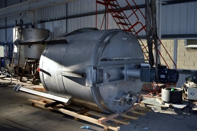 4500 L S/S Zero Pressure Jktd Encl Tank