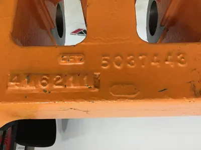 USED CINCINNATI MILACRON 5037443