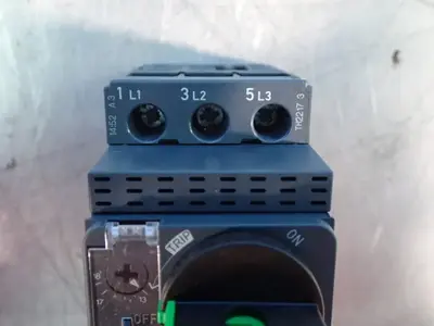 USED SCHNEIDER ELECTRIC GV2P20