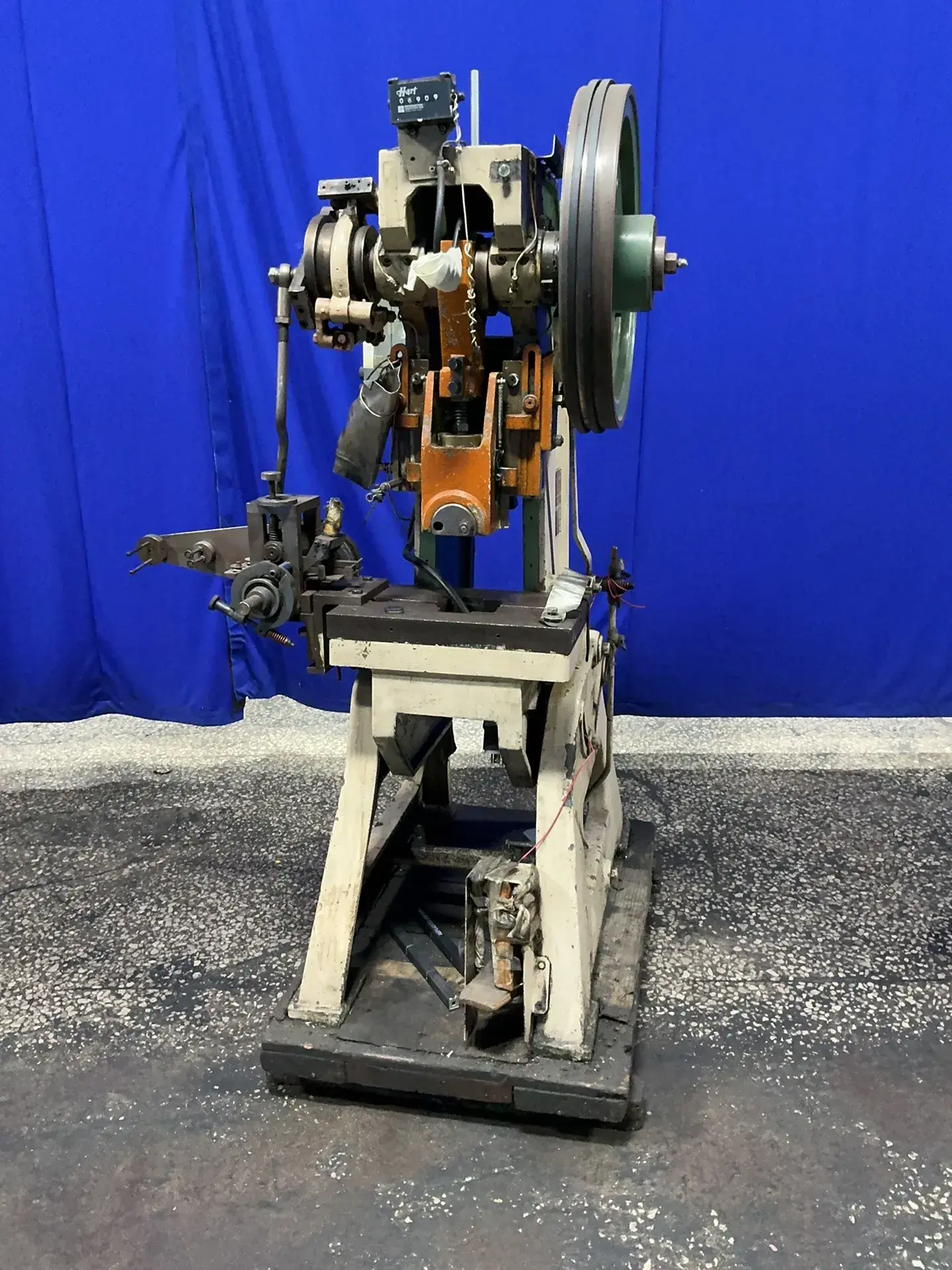 Used STEFANO MANZONI R.G.V.T Single Station Punches Ohio US | HGR 24 #1561793