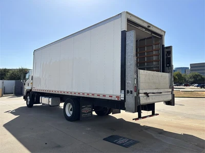 Used 2022 ISUZU "FTR" VAN BODY TRUCK - DIESEL (2022) Box trucks Texas US | MachineryMax #1488284