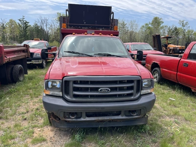 USED 2002 FORD F-350