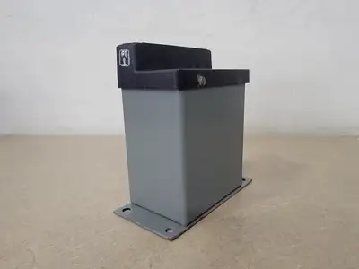 NEW SQUARE D CLE-202001