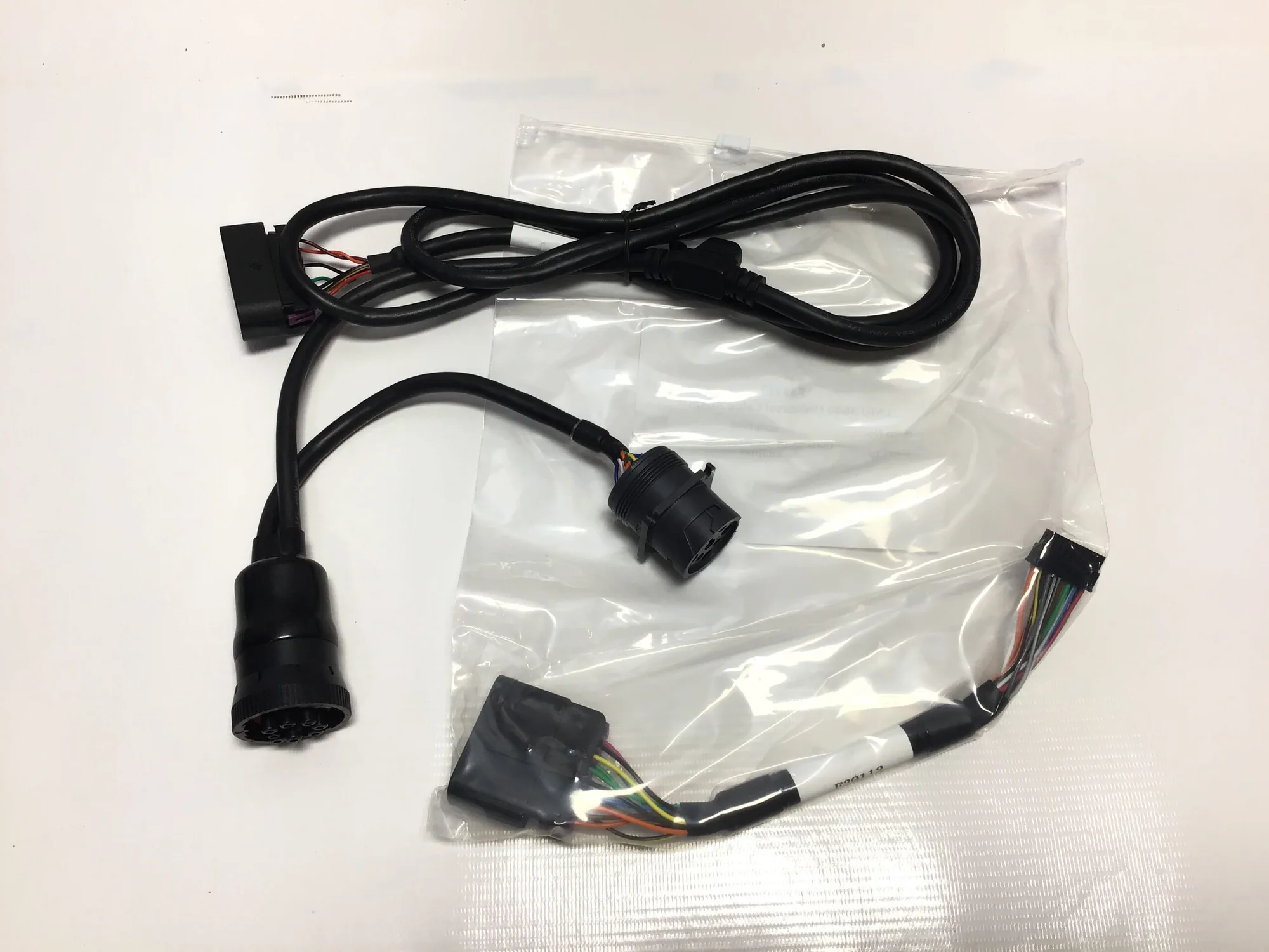 Unbranded F39103 Universal Black (Type 1) 9 Pin Male and Female Y-Cable