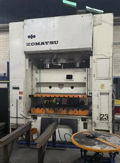 Used 1987 KOMATSU E2M-200 Straight Side Presses Ohio US | G-2000, Inc. #1063171