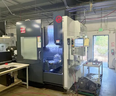 2017 HAAS UMC-750SS Machining Centers, Vertical, (5-Axis or More) | Machnet (8)