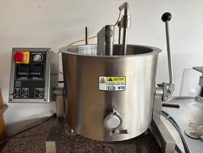 USED SAVAGE BROS CO. 2411