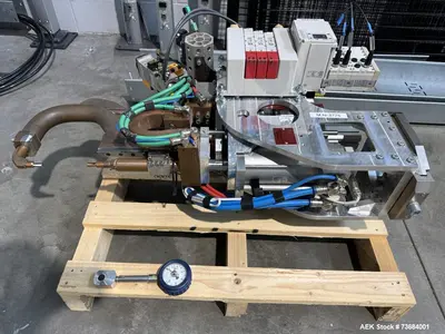 Used FANUC R-2000IC/210F Robots Illinois US | Aaron Equipment #1300272