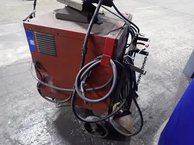 USED THE LINCOLN ELECTRIC COMPANY R3S325