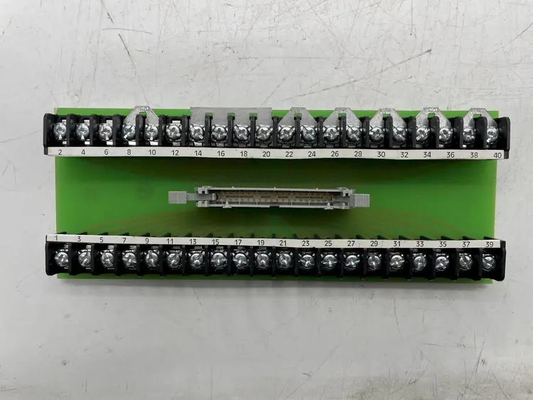 Used CINCINNATI INC _UNKNOWN_ Printed Circuit Board Equipment Ohio US | Yoder Brothers machinery 6 #90534