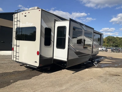 Used 2021 HIGHLAND RIDGE MESA RIDGE Campers, Caravans, Motorhomes Michigan US | Miedema Asset Management Group #1579962