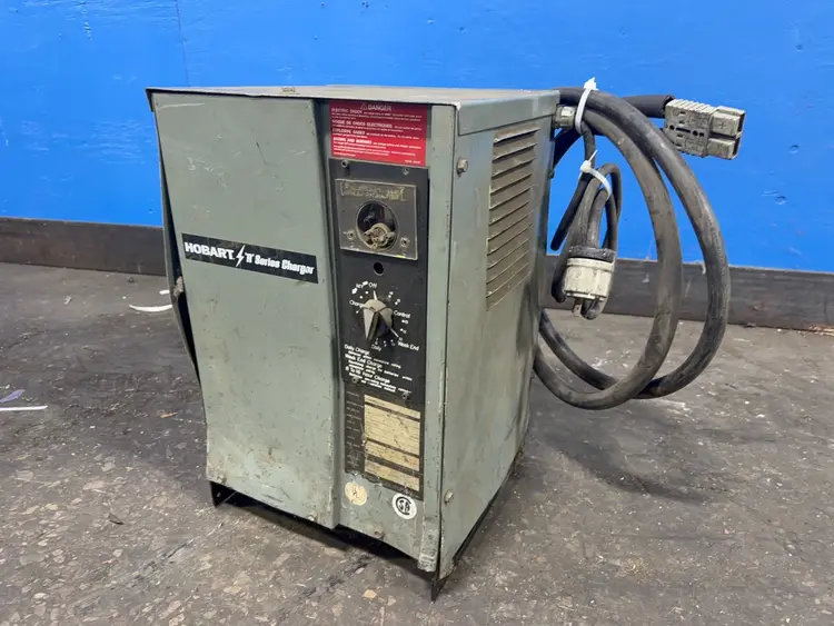 Used HOBART 450A16R Battery Chargers Ohio US | HGR 24 #1549947