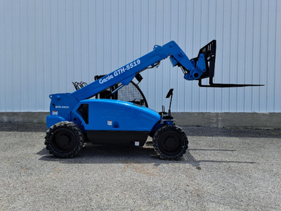 USED 2016 Genie GTH-5519