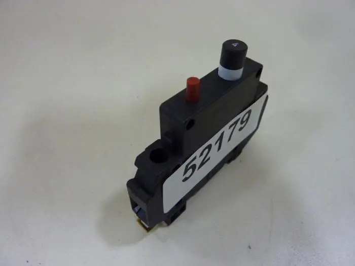 Used WEIDMULLER 9104353500 Circuit Breakers Michigan US | Ideal Machinery #779572