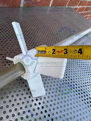 USED CHEMGLASS IMPELLERS W/ GLASS STIRRER SHAFT 30MM , FOR 100 L CHEMGLASS REACTOR 60"