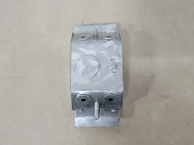 USED HUBBELL EZ101BAR