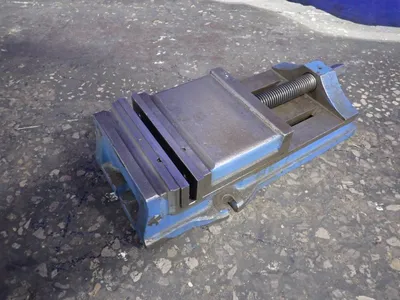 8" Vise