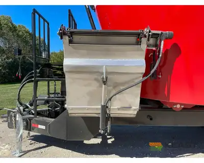 Used CLOVERDALE _UNKNOWN_ Feeder Wagons Iowa US | Keast Enterprises #1360075