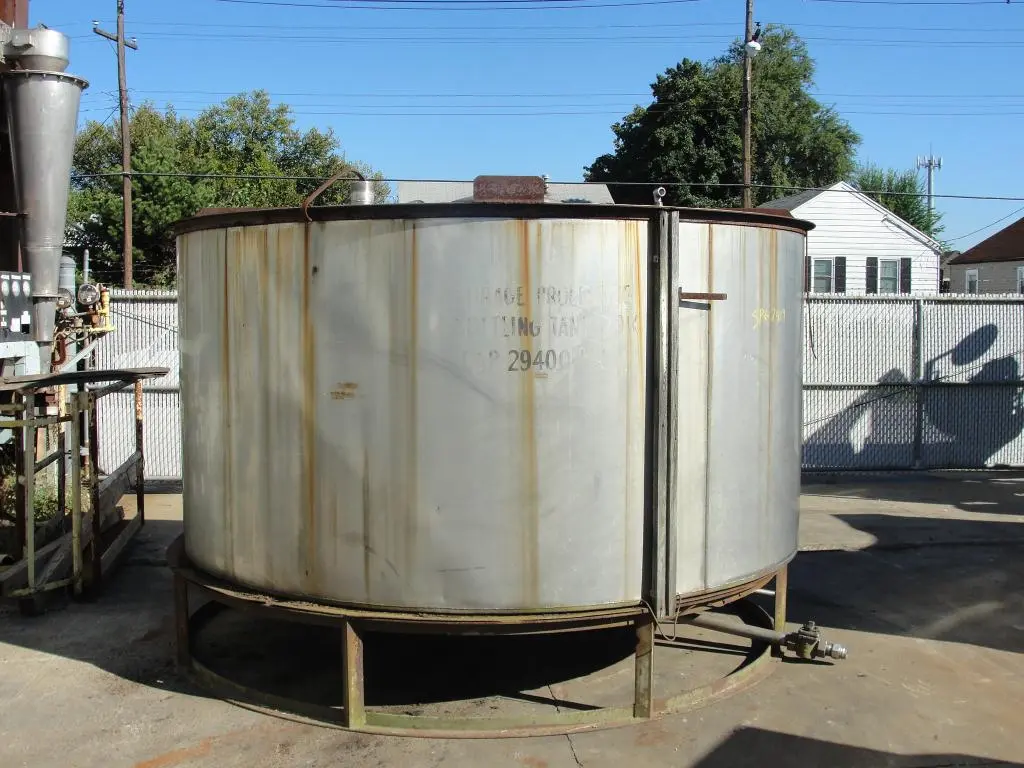 SPC7419  Tank 2940 gallon vertical tank, Stainless Steel