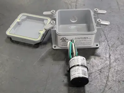220W, 2A, 120V Light Junction Box (Box of 8)