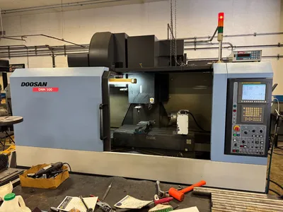2009 DOOSAN DNM 500 CNC Vertical Machining Centers | Silverlight CNC, Inc (2)