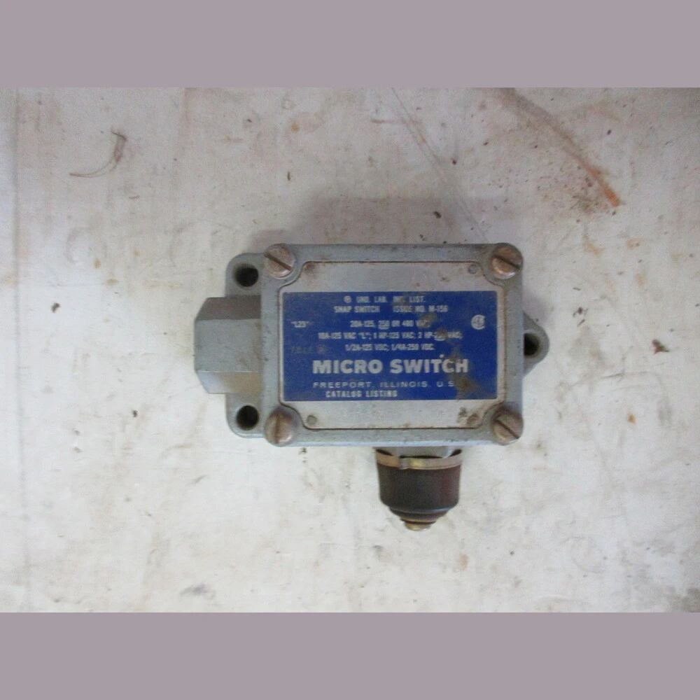 Micro Snap Switch