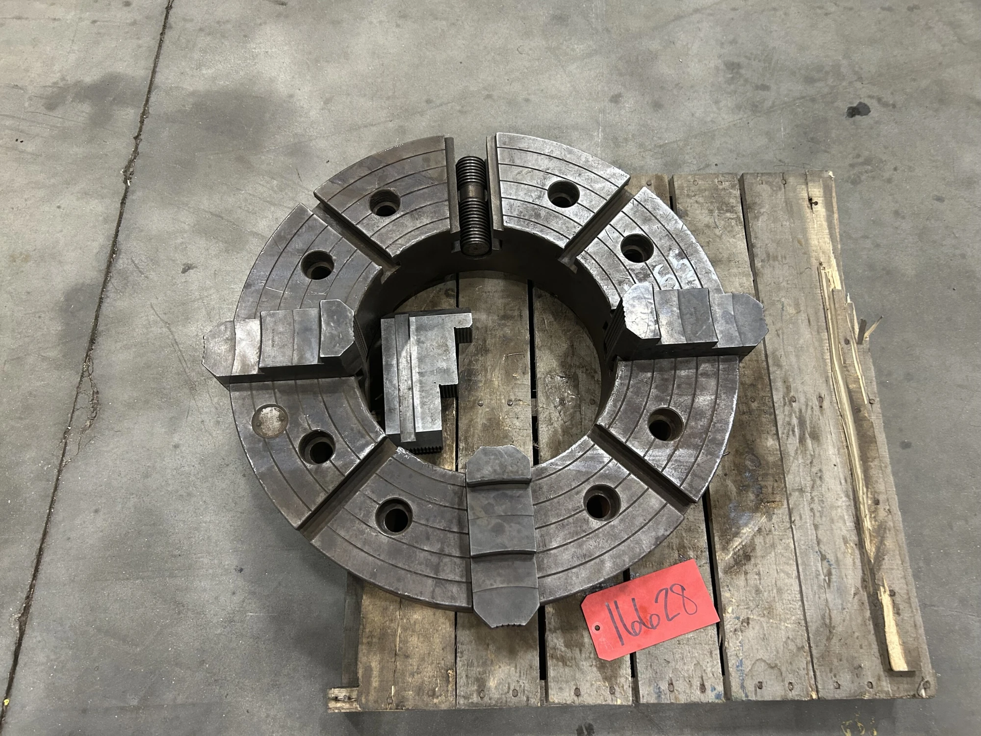 Cushman 24″ 4 Jaw Chuck, 12″ Bore