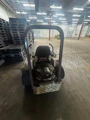 Used _UNKNOWN_ _UNKNOWN_ Mowers North Carolina US | Myron Bowling Auctioneers Inc #1543546
