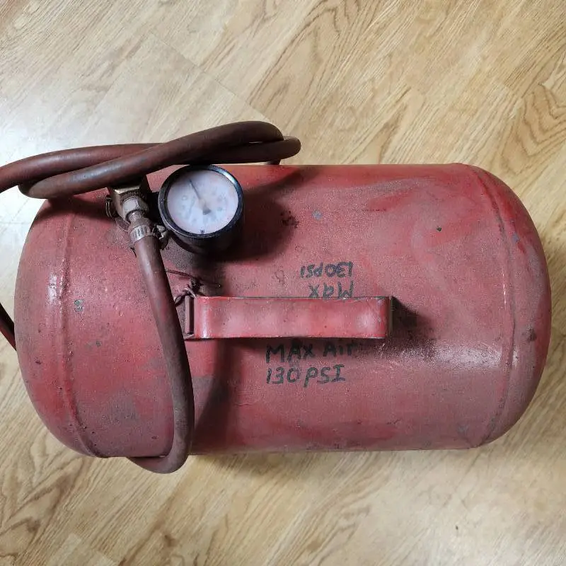 Air Tank with Hose and Gauge