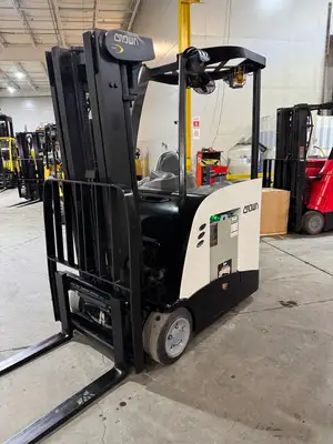 Used 2014 Crown RC-5530-30 Order Pickers New York US | United Lift #1446688