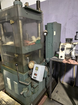 Used M & N 100 TON Hobbing Presses New York US | Barbarotto Int'l Sales Corp #1333353