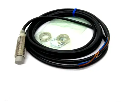 NEW OMRON E2E-X5MY1 PROXIMITY SENSOR E2EX5MY1