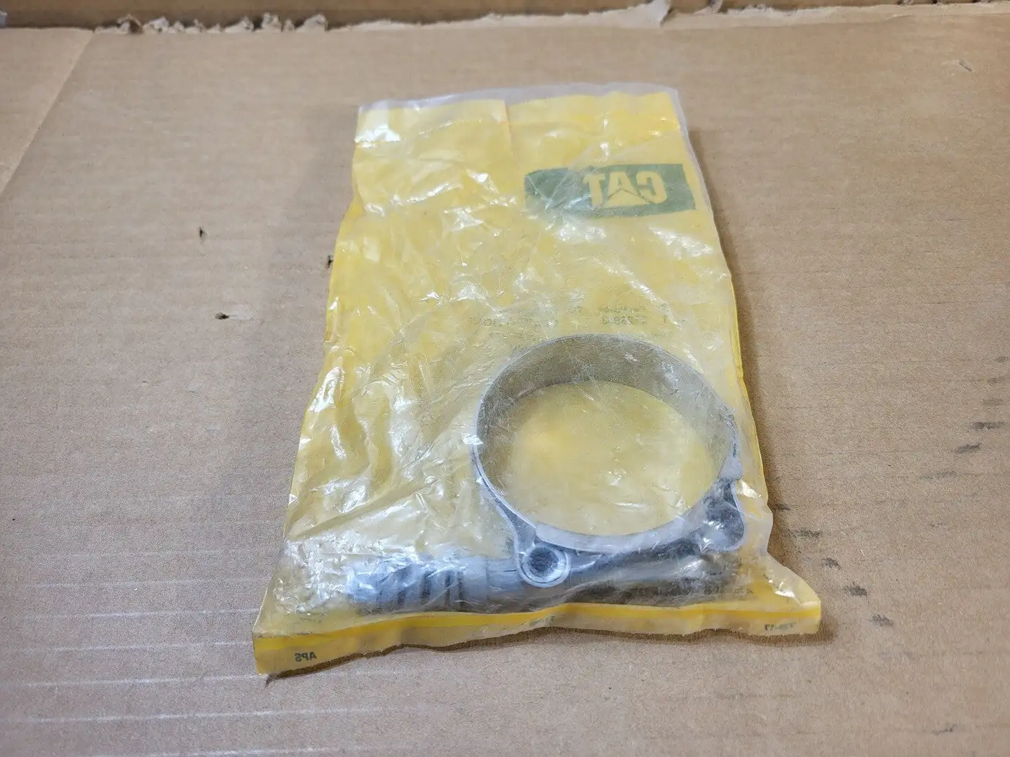 NEW CATERPILLAR 2126933