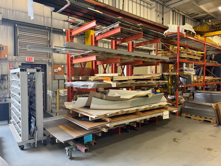 -- UNSPECIFIED -- Cantilever Rack RACK/SHELVING | ListingHippo