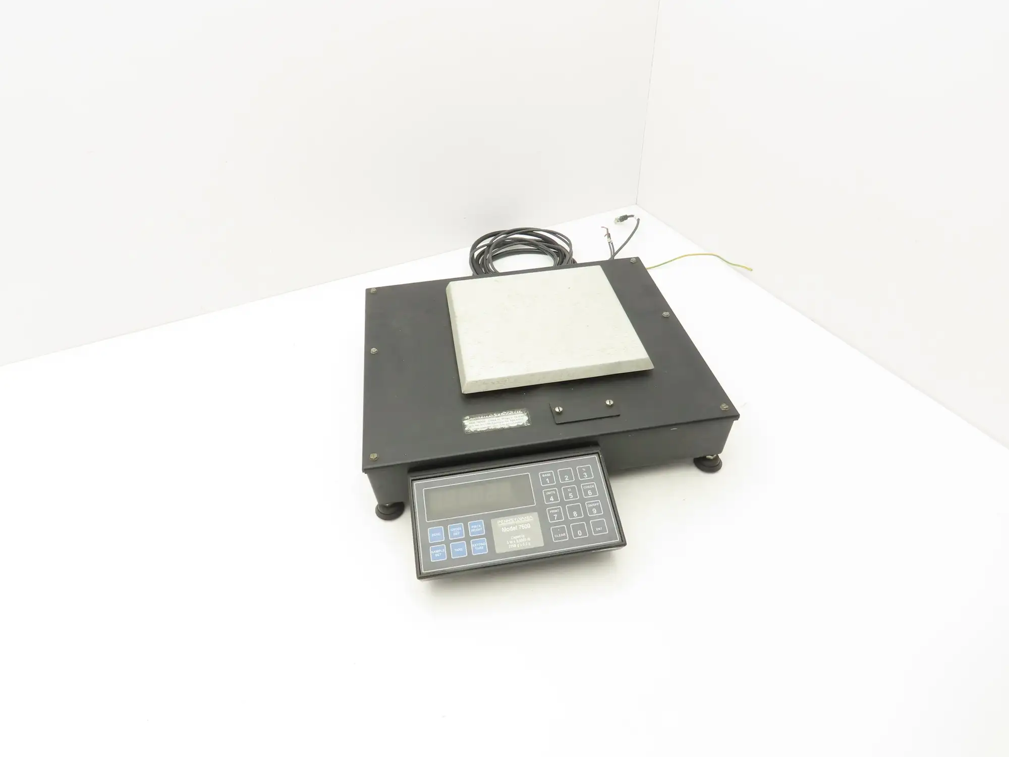 Pennsylvania Scale Company 7600 Scale High Resolution Count / Weigh Scale