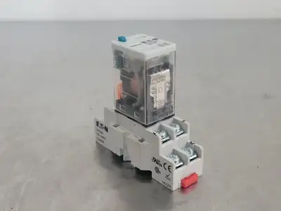 USED EATON D7PF2AT1