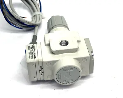 AR20-N01-Z-B, ISE35-N-65-P | SMCAR20-N01-Z-B Pneumatic Regulator w/ ISE35-N-65-P Pressure Switch 1/8" NPT - Used