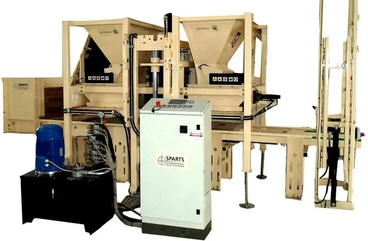 Used 2012 BULLDOG SPARTS INTERNATIONAL 3 AT A TIME Block Making Machines Quebec CA | DIT Equip #1412361