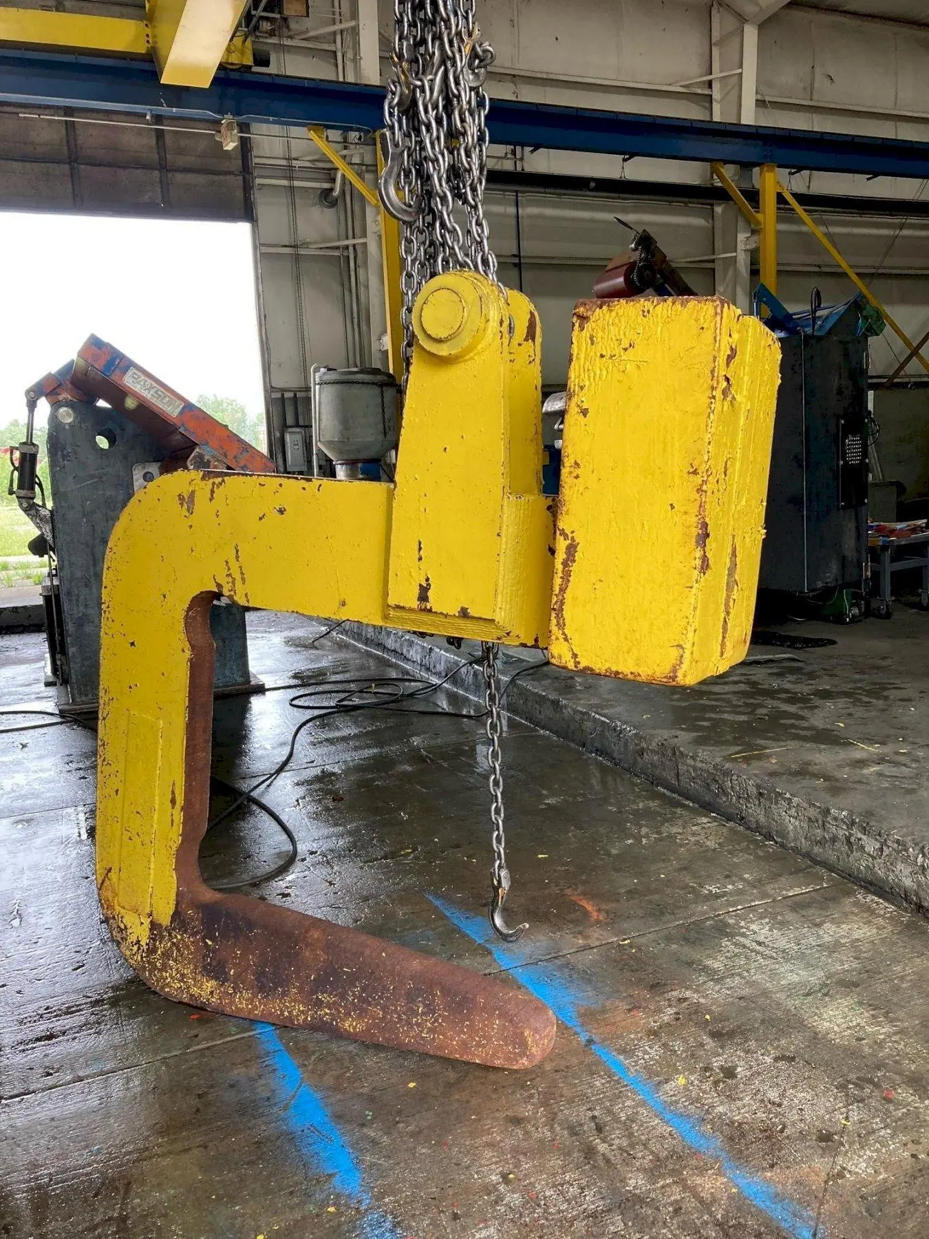 USED ROYALTON 40,000Lb C-Hook