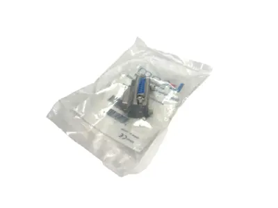 DG9015MF1 | L-Com   Low Profile Right Angle Adapter, DB15 Male To Female LOT OF 4 - New