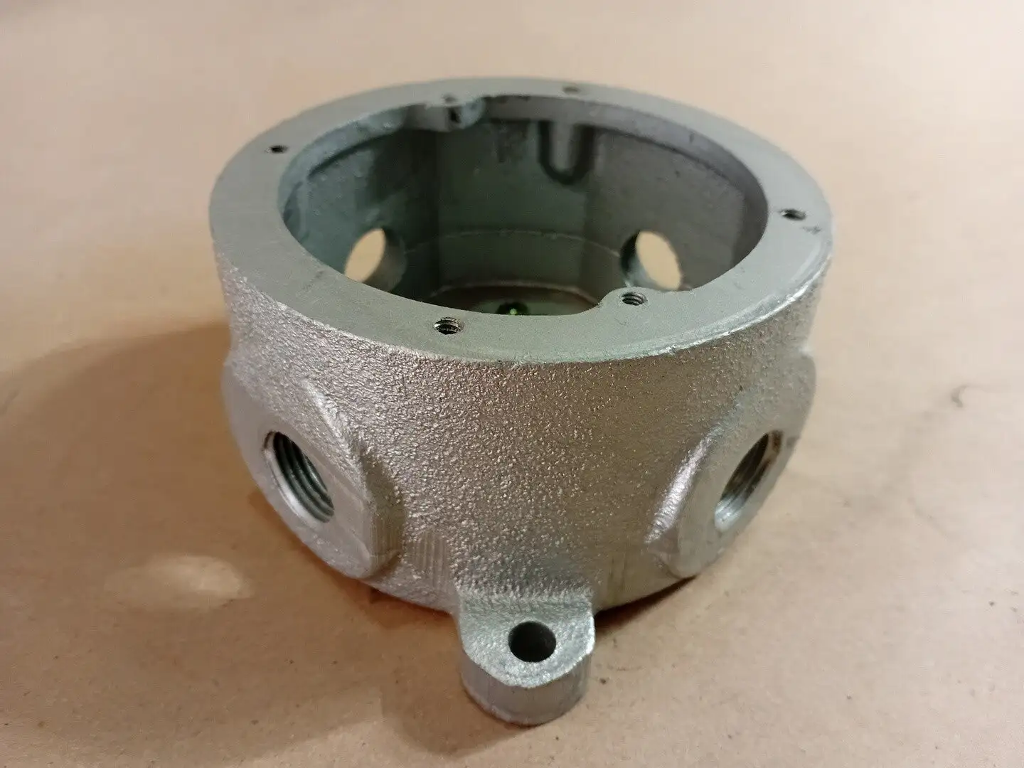 NEW CROUSE-HINDS GRFX129