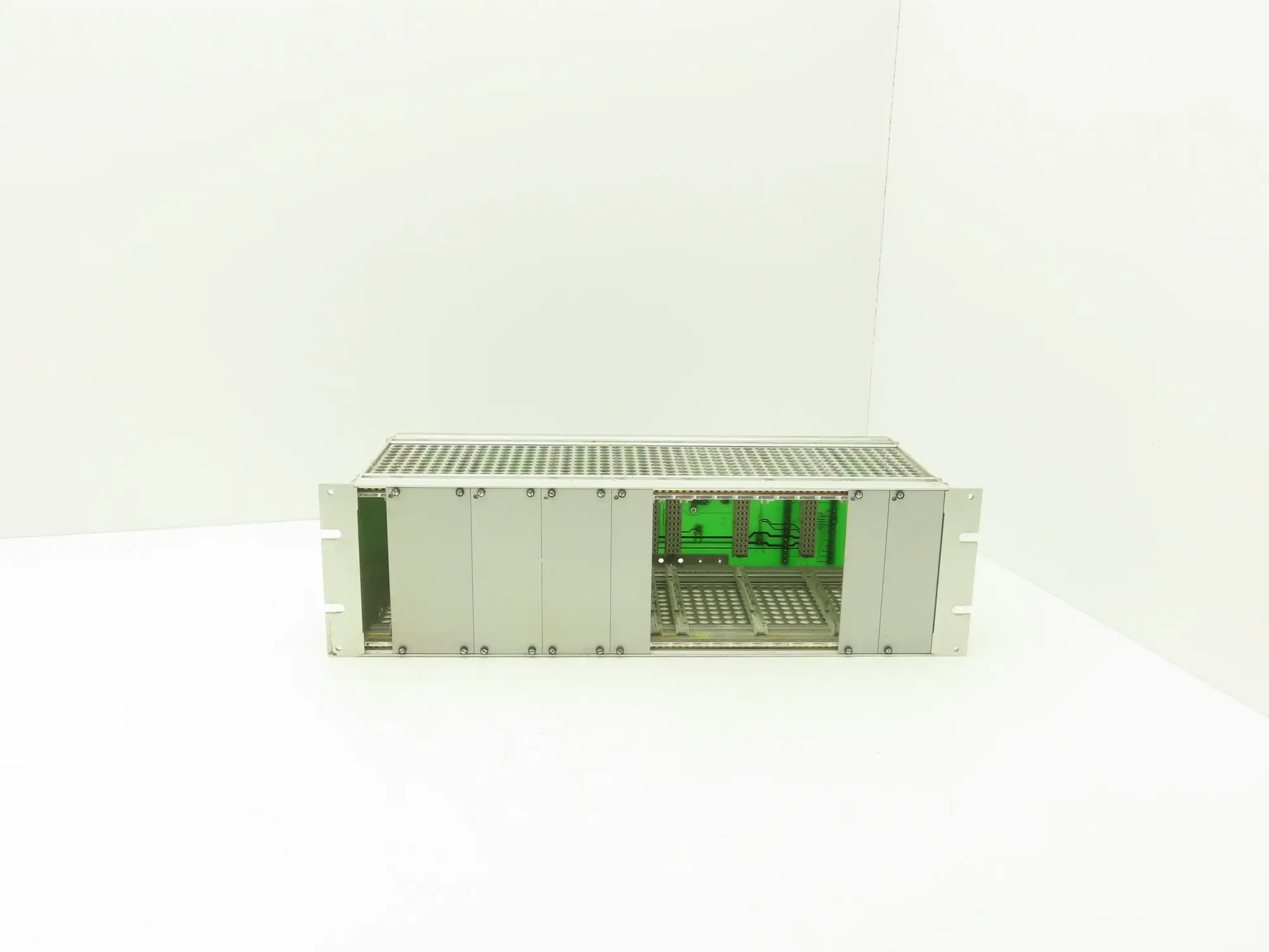 RSMB0011 PLC Slot Rack Card Holder Chassis HELL Engraving Gravure