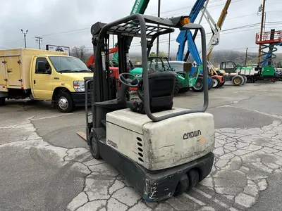 Used 2005 CROWN SC4040-35 4-Wheel Sit down Electric Counterbalance Forklifts Utah US | Global Remarketing #1286008